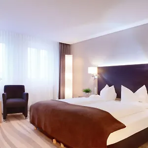 Ringhotel Loew's Merkur 4*, Nürnberg Tyskland