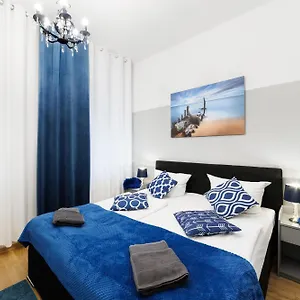 Grand Mitte Rosenthaler Platz Appartamento Berlino