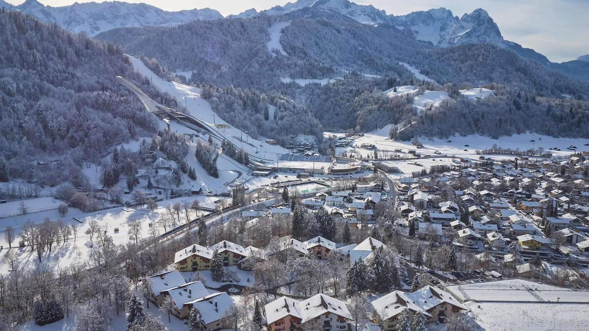 Dorint Sporthotel Garmisch-Partenkirchen 4*,  Germany